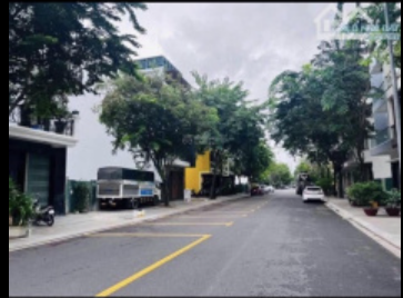 Bán đất Hùng Vương, Lộc Thọ, Nha Trang, 165 triệu / m2, 240 m2, phù hợp xây căn hộ dịch vụ