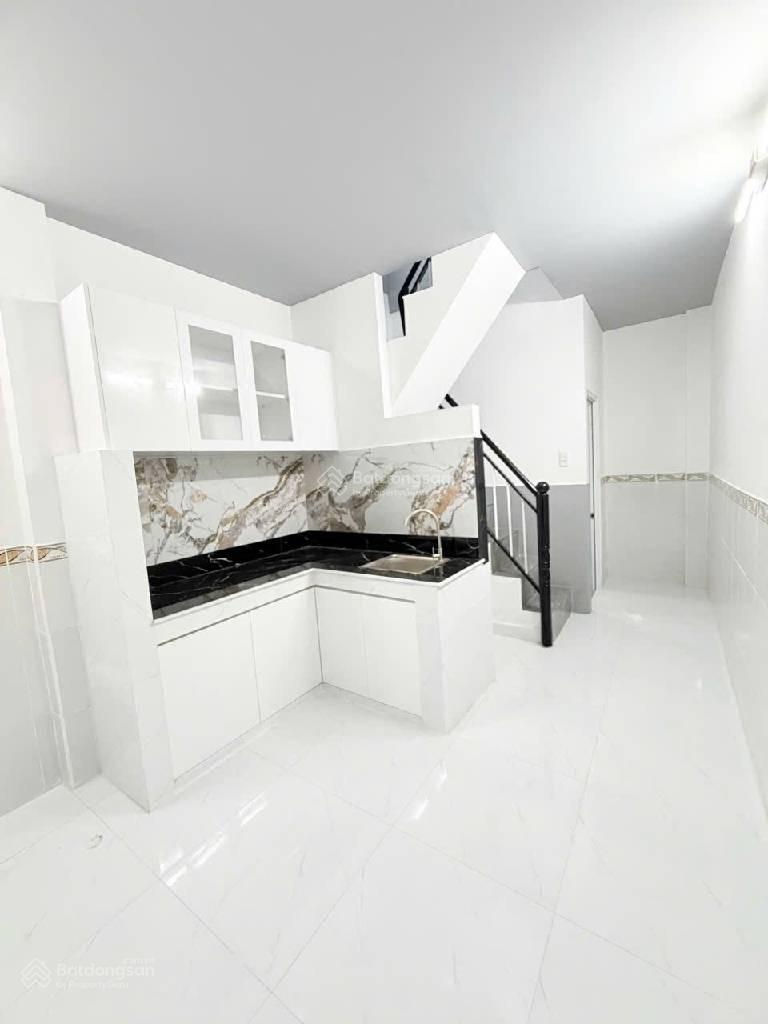 Quận 10, nhà 3/2, Phường 8, nhà mới đón tết, sổ hồng 3 tầng hoàn công đủ, hẻm thông đủ đường