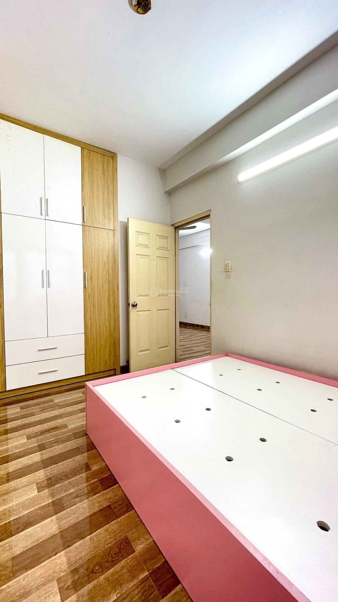 Gia Phú - Sổ Riêng - Cạnh Aeon Tân Phú -63M2 - Có Nội Thất Sẵn - Góc Thoáng