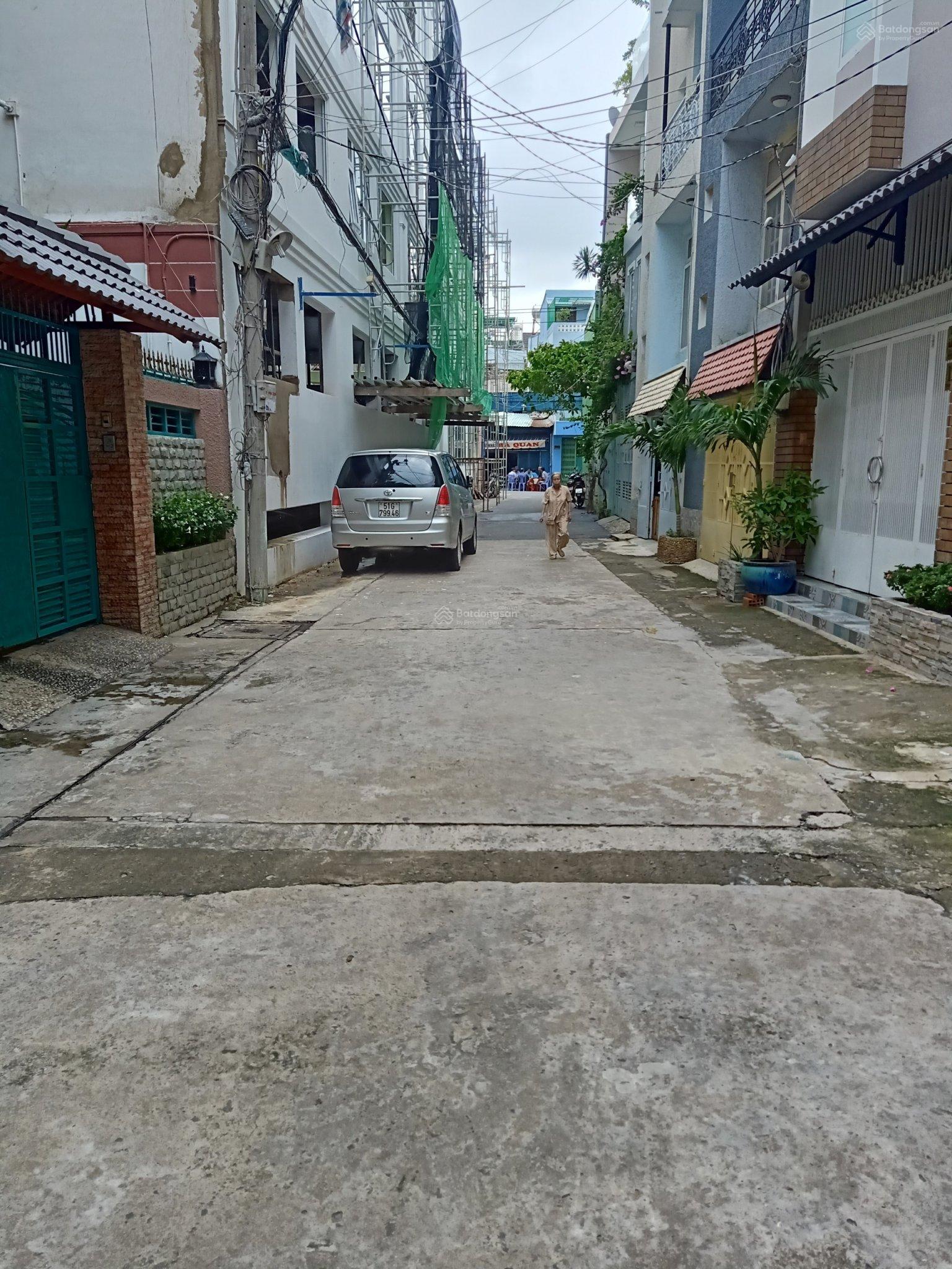 Hẻm đẹp, khu sang - DT: 4 x 18m - Giá: 9.5 Tỷ TL - Trường Chinh P.14, ngay Hoàng Hoa Thám, Bình Giã Hẻm đẹp, khu sang - DT: 4 x 18m - Giá: 9.5 Tỷ TL - Trường Chinh P.14, ngay Hoàng Hoa Thám, Bình Giã