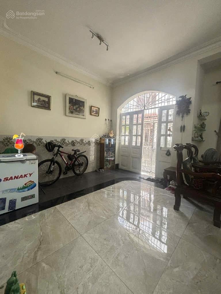 HẺM XE HƠI NGAY HUỲNH VĂN BÁNH - NGANG GẦN 6M - 40M2 3 MẶT THOÁNG 3PN - HƠN 9 TỶ