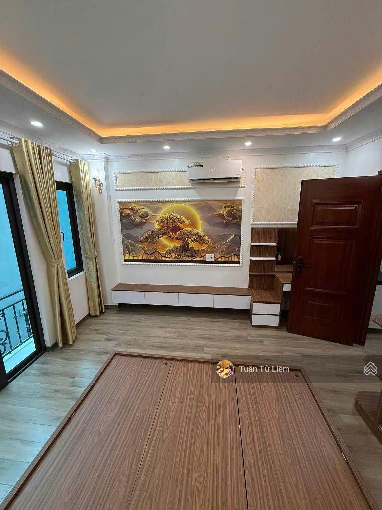 Minh Khai nhà mới tinh 35m,5 tầng thang máy chỉ hơn 7 tỷ-20m ra đường ô tô-miễn quy hoạch Minh Khai nhà mới tinh 35m,5 tầng thang máy chỉ hơn 7 tỷ-20m ra đường ô tô-miễn quy hoạch