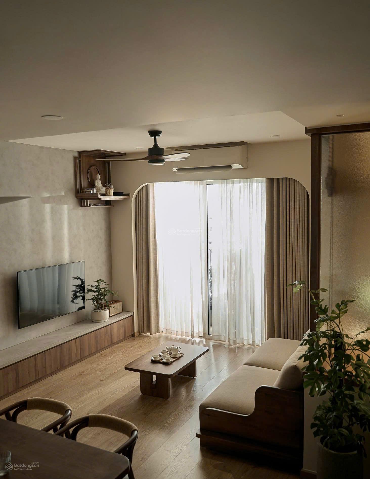 Bán 2 ngủ, ban công ĐN - Rivera Park - 69 Vũ Trọng Phụng, 79m - sẵn sổ, có slot ô tô, 8,x tỷ Bán 2 ngủ, ban công ĐN - Rivera Park - 69 Vũ Trọng Phụng, 79m - sẵn sổ, có slot ô tô, 8,x tỷ