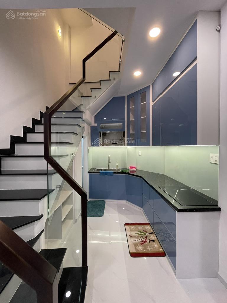 CÁCH SÂN BAY 5P. MẶT TIỀN. NGUYỄN TRỌNG TUYỂN. TÂN BÌNH. GIÁ 7.99 TỶ