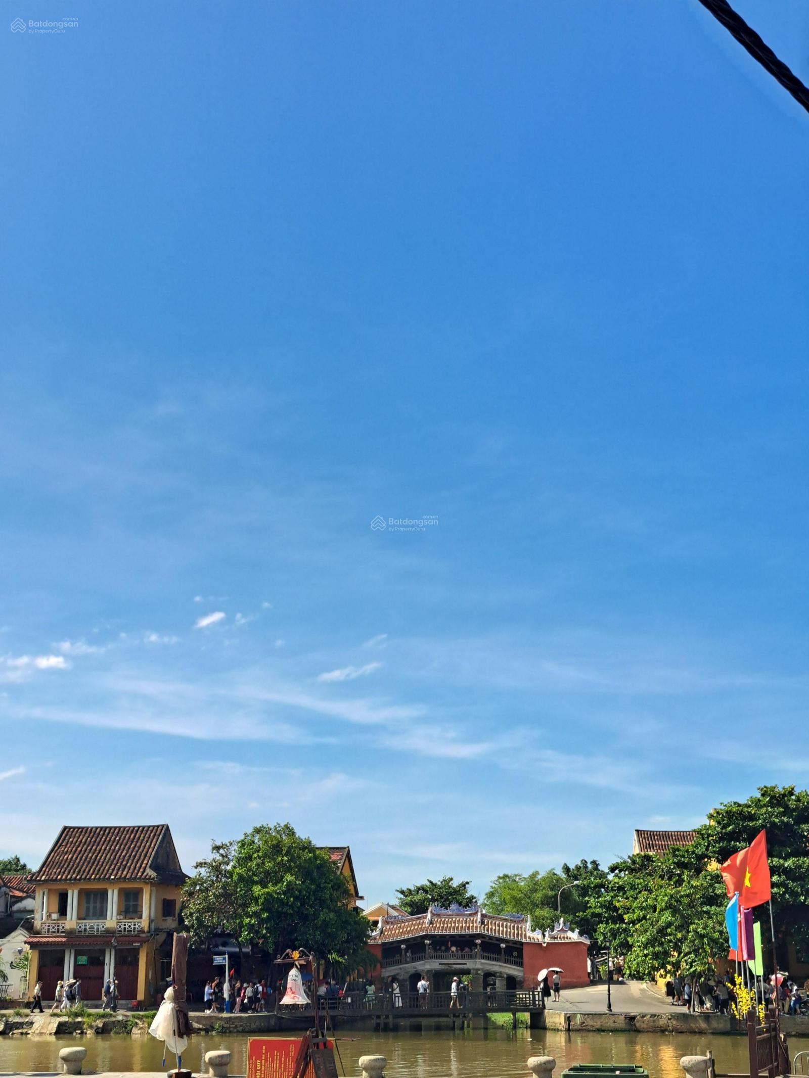 Mặt tiền Phan Châu Trinh phố đi bộ Hội An cho khách kinh doanh