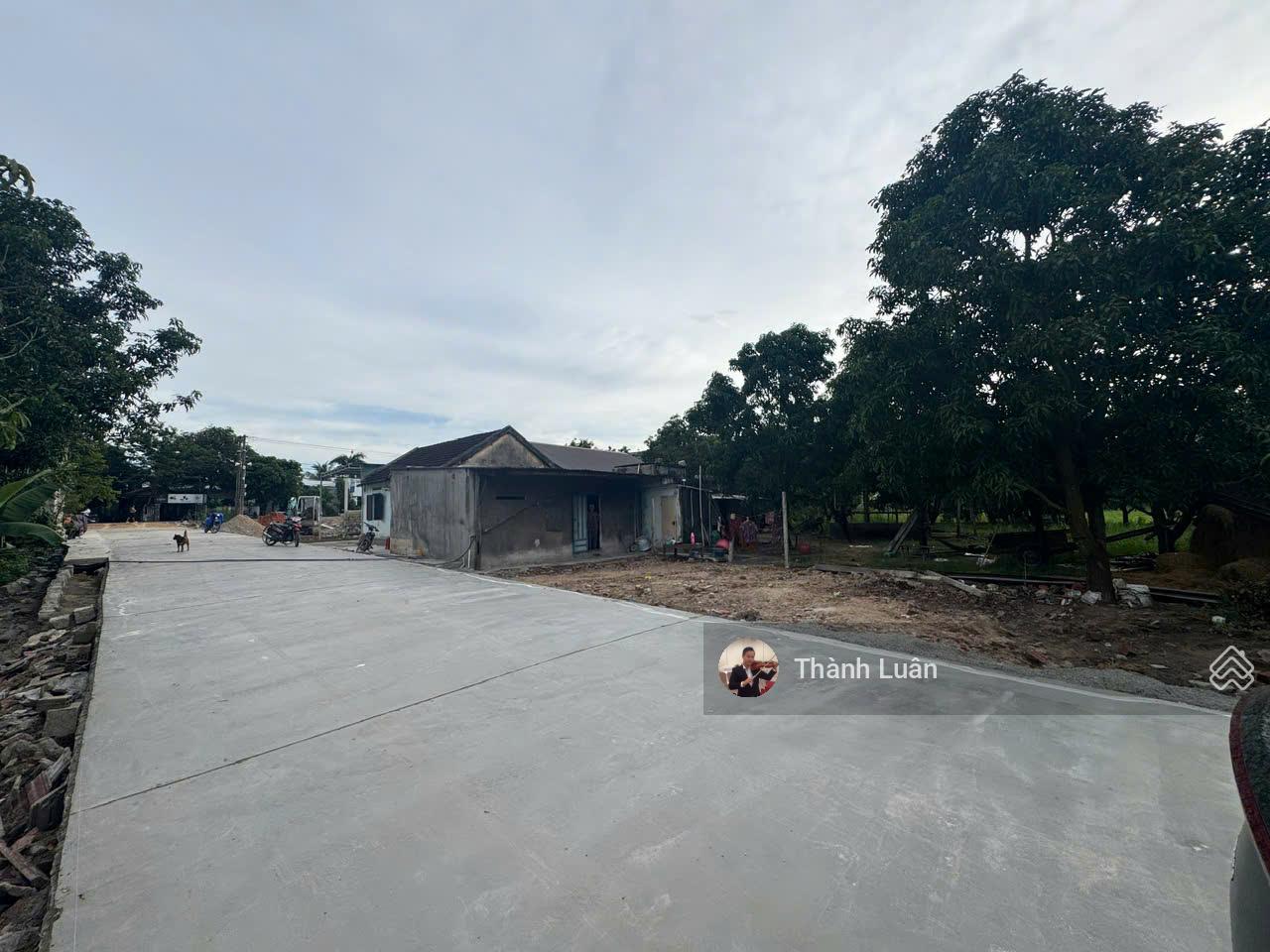 Bán đất full thổ cư 123m2 tại Hòa Tiến - Cam Nghĩa, mặt tiền 5m, đường 2 ô tô tránh nhau, gần Vin