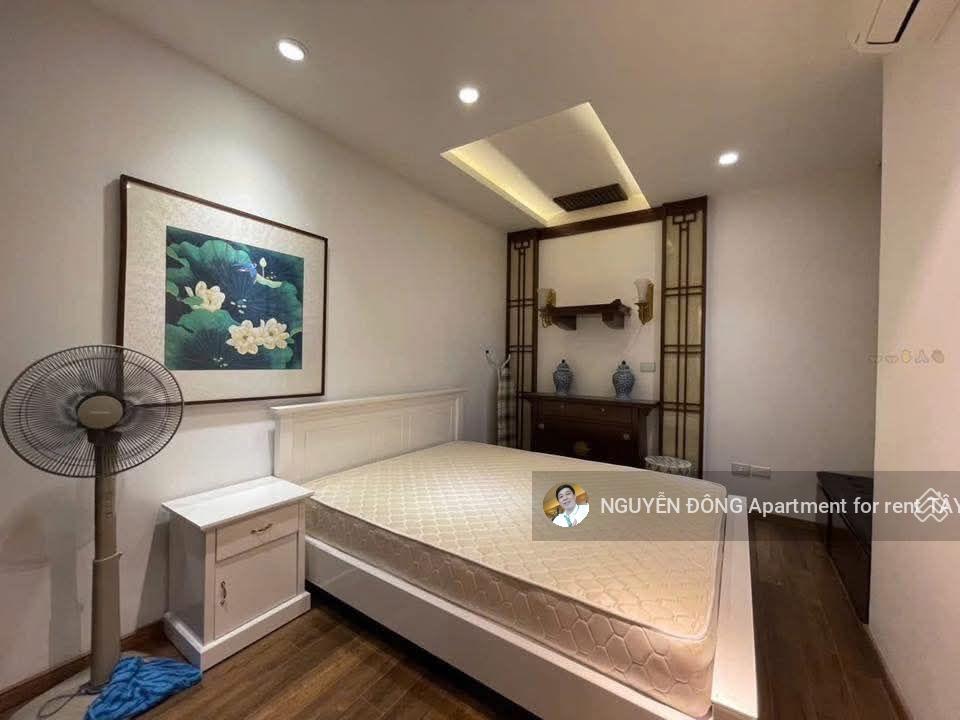 Bán nhà riêng phố Trích Sài - Tây Hồ 43m2*6T, Ô tô đỗ cửa, 18,5 tỷ.