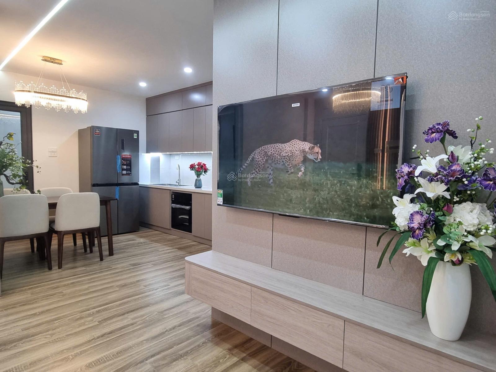 Cho thuê Chung Cư Bình Vượng, 200 Quang Trung, Hà Đông. DT 146m, căn góc 3 mặt thoáng. Giá 10tr/th