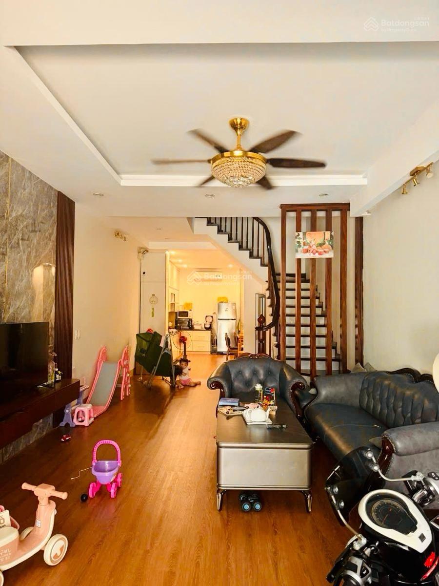 Bán gấp biệt thự phân lô tại Đầm Trấu, 19,8 tỷ, 50m2 x 5 Tầng. Nhà mới, kdoanh văn phòng, 2 ngõ ôtô