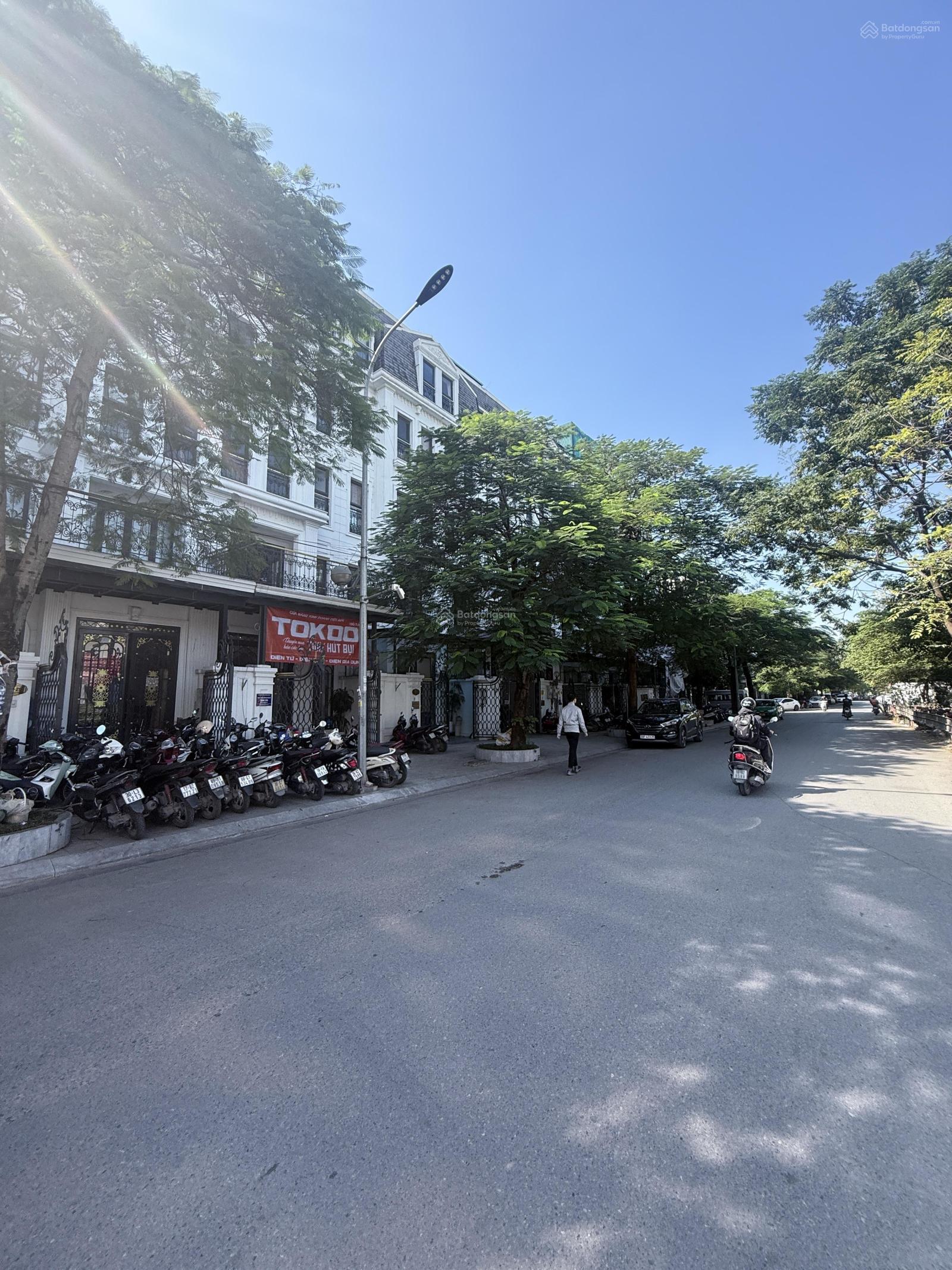 Bán gấp biệt thự phân lô tại Đầm Trấu, 19,8 tỷ, 50m2 x 5 Tầng. Nhà mới, kdoanh văn phòng, 2 ngõ ôtô