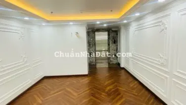 Bán nhà mặt phố Trúc Bạch, 96m2 giá 56 tỷ, quận Ba Đình, vị trí kim cương, LH 0982 281 ***