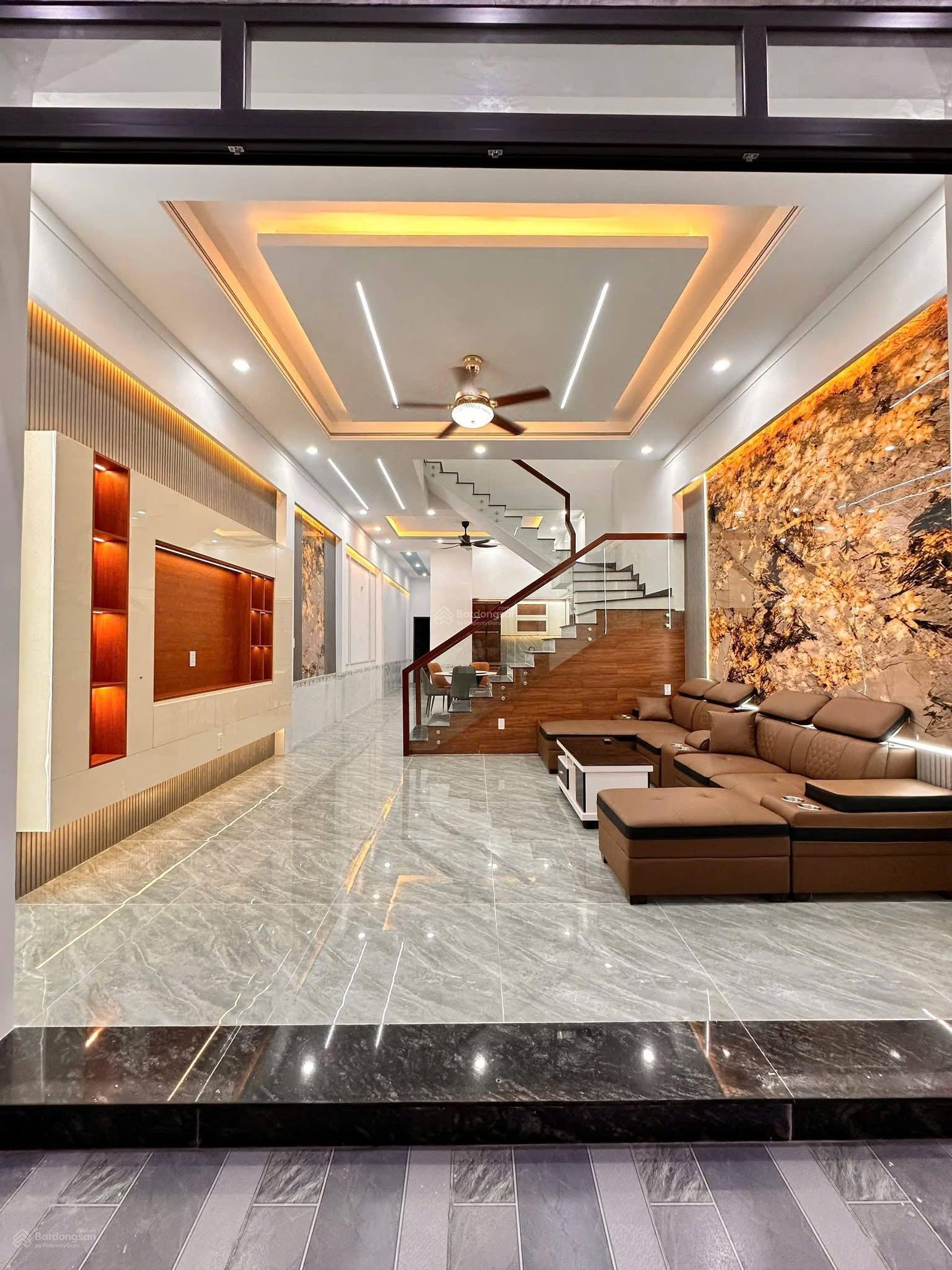 BÁN NHÀ ĐẸP - PHƯỜNG KHÁNH BÌNH TP TÂN UYÊN BÌNH DƯƠNG CŨ. 3PN - 3 WC BÁN NHÀ ĐẸP - PHƯỜNG KHÁNH BÌNH TP TÂN UYÊN BÌNH DƯƠNG CŨ. 3PN - 3 WC