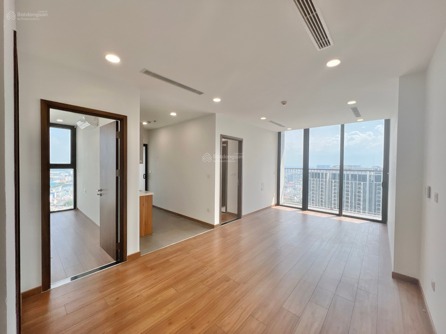 [ECOGREEN Q7]. CHO THUÊ CĂN GÓC 2PN-2WC-NTCB - HOT LAYOUT- VIEW NỘI KHU, ÍT ỒN - GIÁ 14TR/THÁNG.