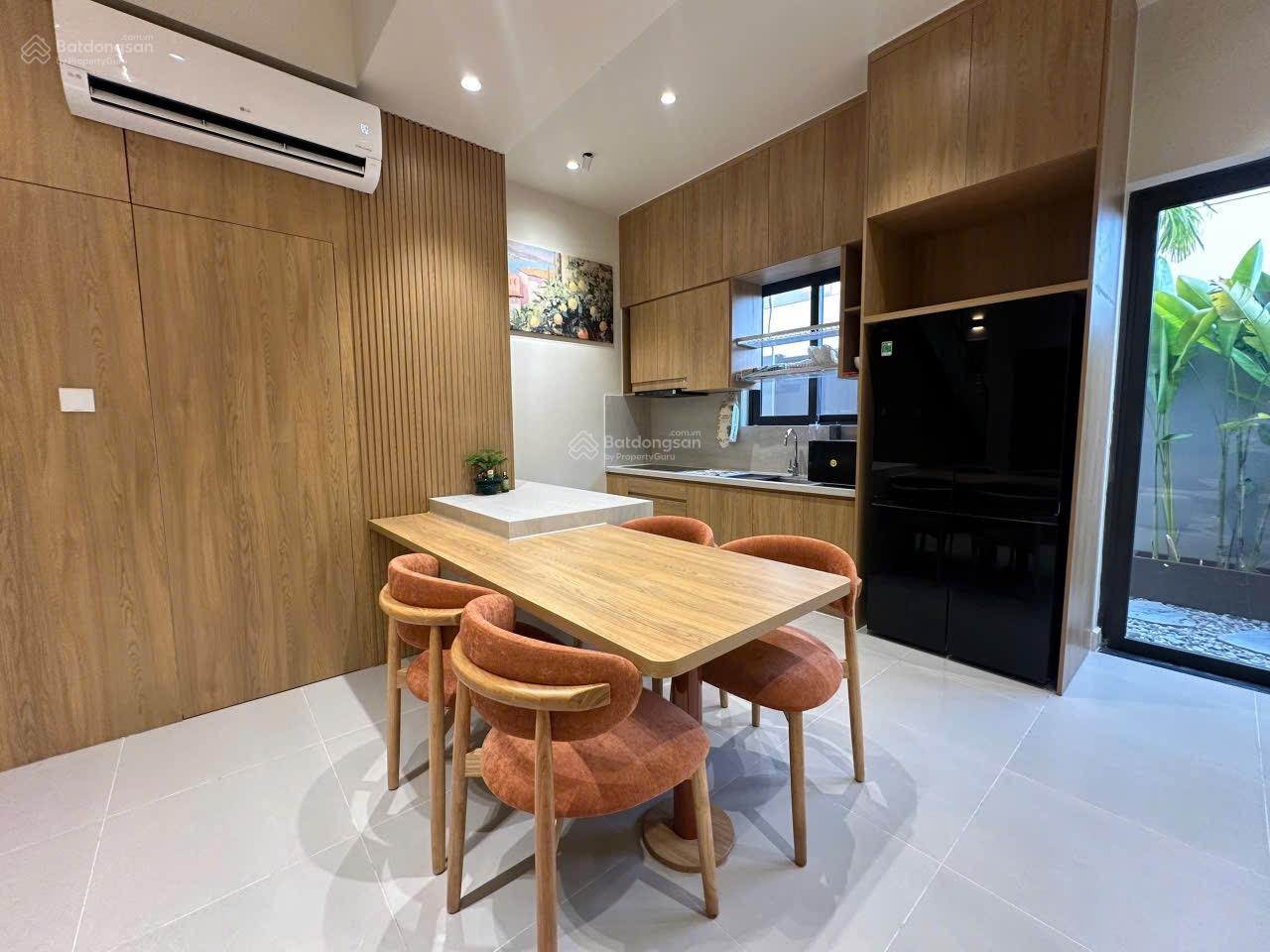 Cho thuê nhà phố Sycamore TP Mới Đối diện Aeon 1 trệt 2 lầu full nội thất nhà mới đẹp 4PN 176m2