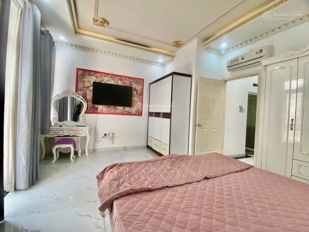 NHÀ ĐẸP 3 TẦNG HOÀN CÔNG ĐẦY ĐỦ HẺM XE TẢI SÁT PHẠM VĂN ĐỒNG