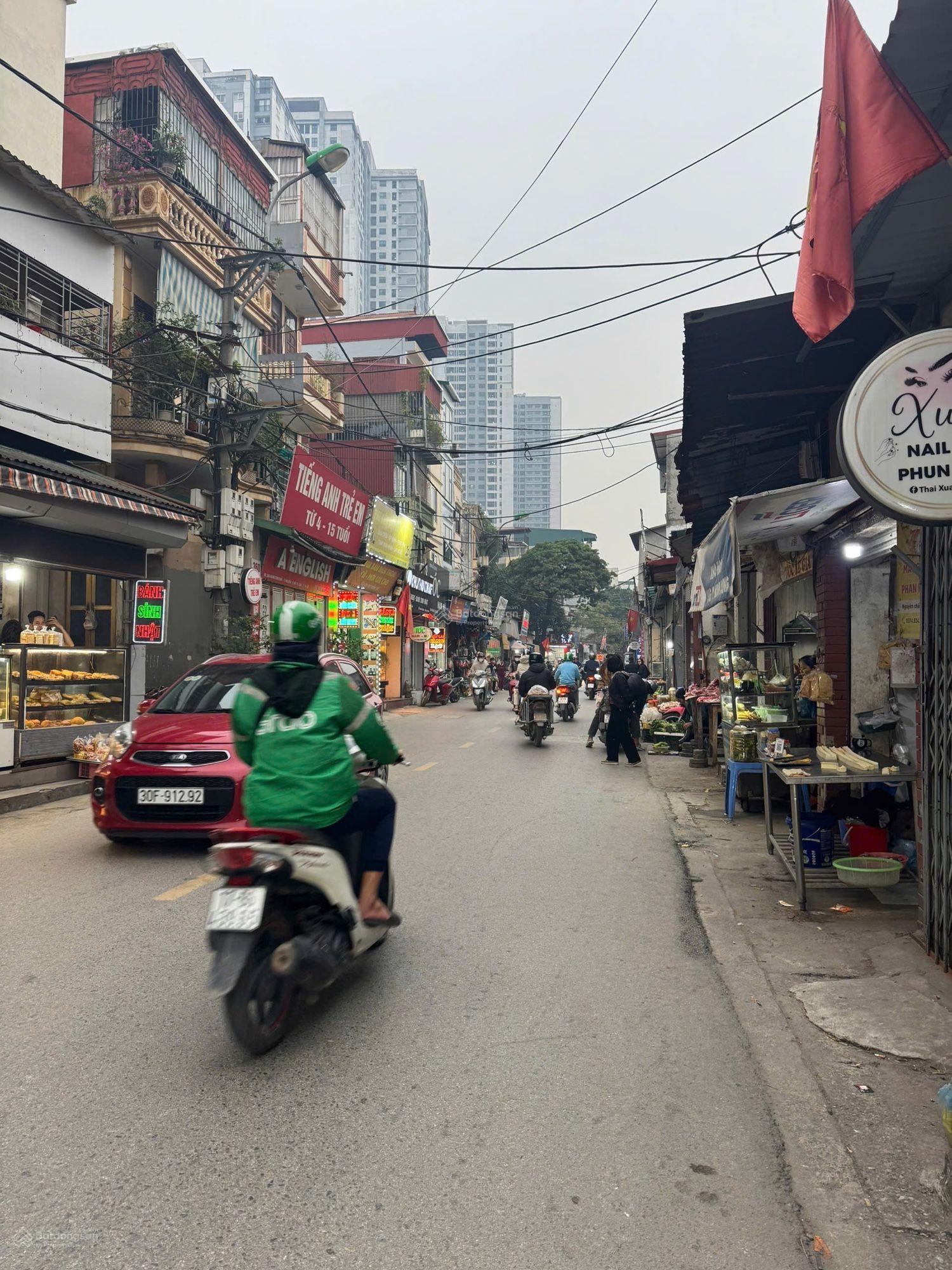 Mặt phố Hoàng Công Chất 640m2 - 120 tỷ - Mảnh đất rộng, hiếm ngay cạnh Khu đô thị Goldmark City. Mặt phố Hoàng Công Chất 640m2 - 120 tỷ - Mảnh đất rộng, hiếm ngay cạnh Khu đô thị Goldmark City.