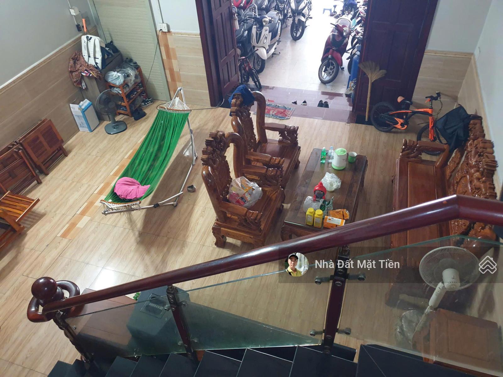 Bán gấp nhà mặt tiền Trần Văn Mười 6m*23m, 01 lầu, gần chợ Đại Hải Hóc Môn