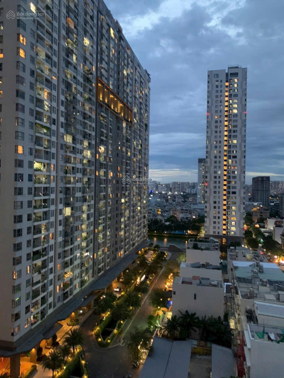 Chính chủ bán căn hộ 3 phòng River Panorama Giá tốt