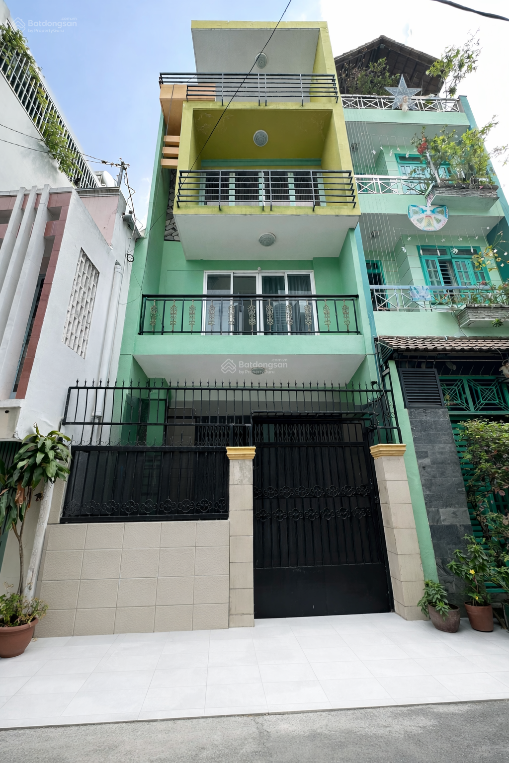 4,8 X 14 - Ô TÔ NGỦ NHÀ - LẠC LONG QUÂN HẺM NHỰA 7M 9,4 TỶ ( TL ) .