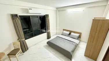 Đỉnh chóp! Tòa CHDV 185 Chùa Láng, 19pkk, DT 1,3 tỷ/năm sẵn vận hành, Full PCCC, GPXD, 2 thoáng