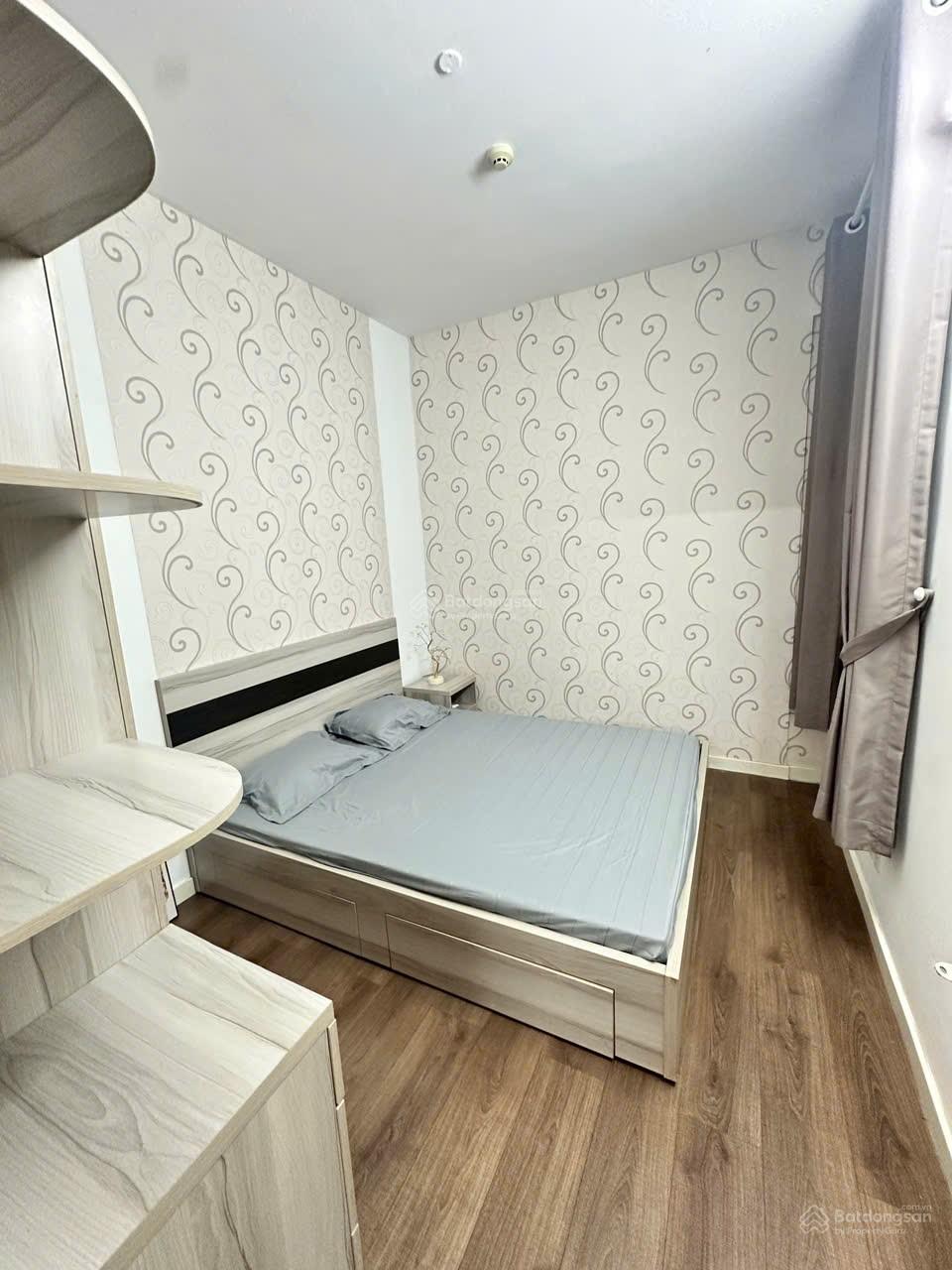 Cần bán căn hộ LuxCity 2PN - 2WC. Giá : 4.4tỷ. Full nội thất. Đã có sỗ hồng, hỗ trợ vay ngân hàng