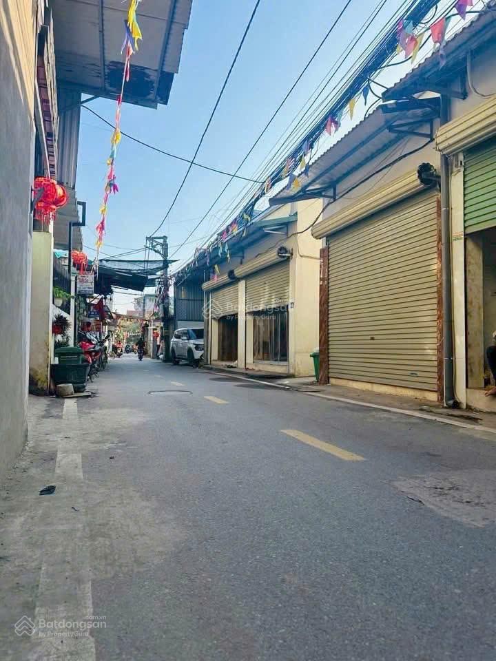 Bán nhà cấp 4. Thổ cư. MT kinh doanh. La tinh. Đông la. Hoài Đức cũ. Gần đường vành đai 4.