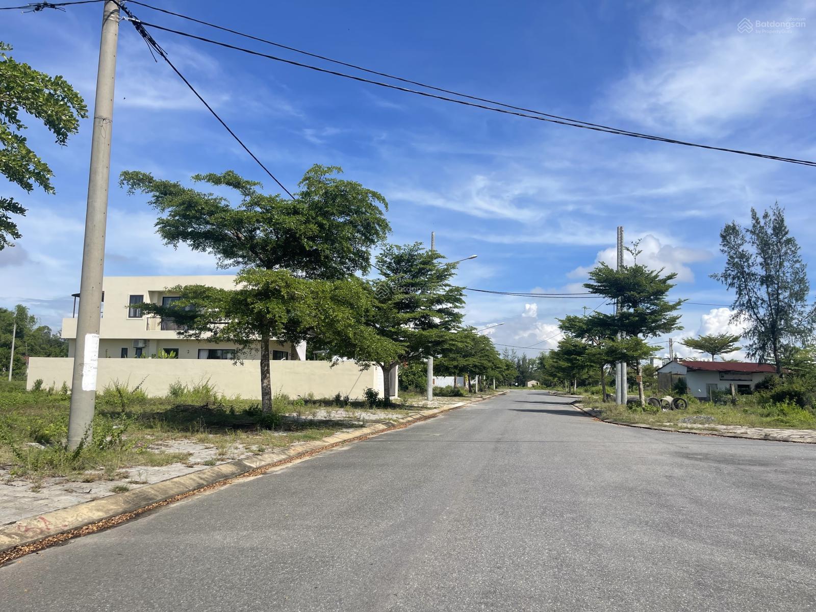 KĐT số 4 : Lô 171.5m2 ngang 7m sát Sông Cổ Cò - Gần ĐH FPT cần bán gấp