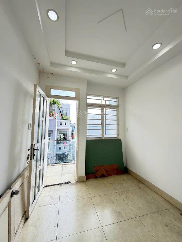 DƯƠNG BÁ TRẠC- QUẬN 8- SÁT CẦU NGUYỄN VĂN CỪ- DT 40m2- 4 TẦNG- 4.98 TỶ