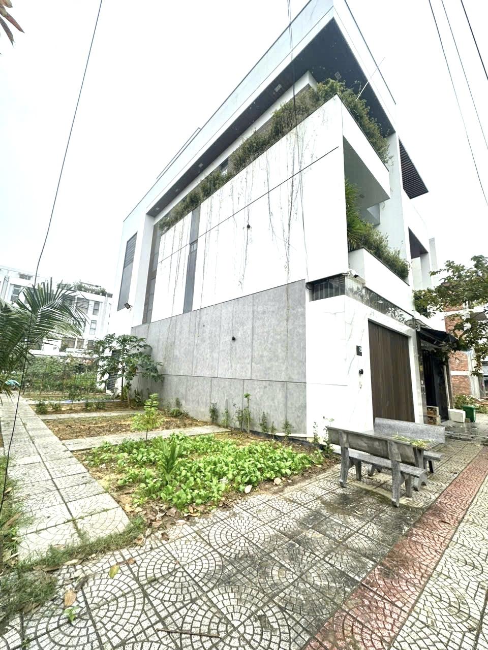 Siêu phẩm LUXURY khu E kim long đường 7.5m điện âm