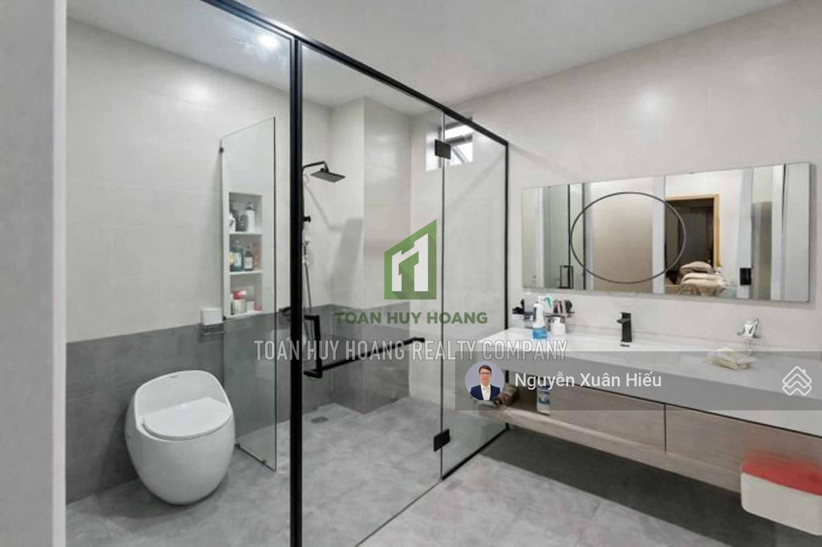 Bán nhà đẹp 3 tầng mặt tiền khu Mỹ An, Ngũ Hành Sơn giá 11.5 tỷ