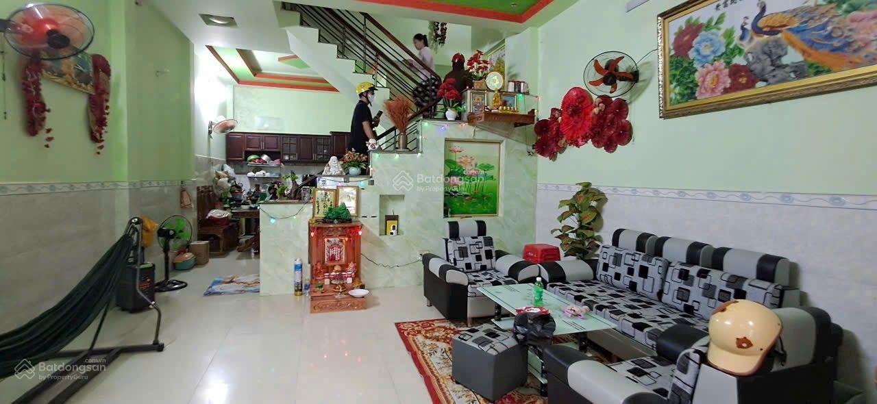 Nhà phố hoàn công kdc gần khu chế xuất Linh Trung 2, p. Bình Hòa Tp Thuận An. Nhà phố hoàn công kdc gần khu chế xuất Linh Trung 2, p. Bình Hòa Tp Thuận An.