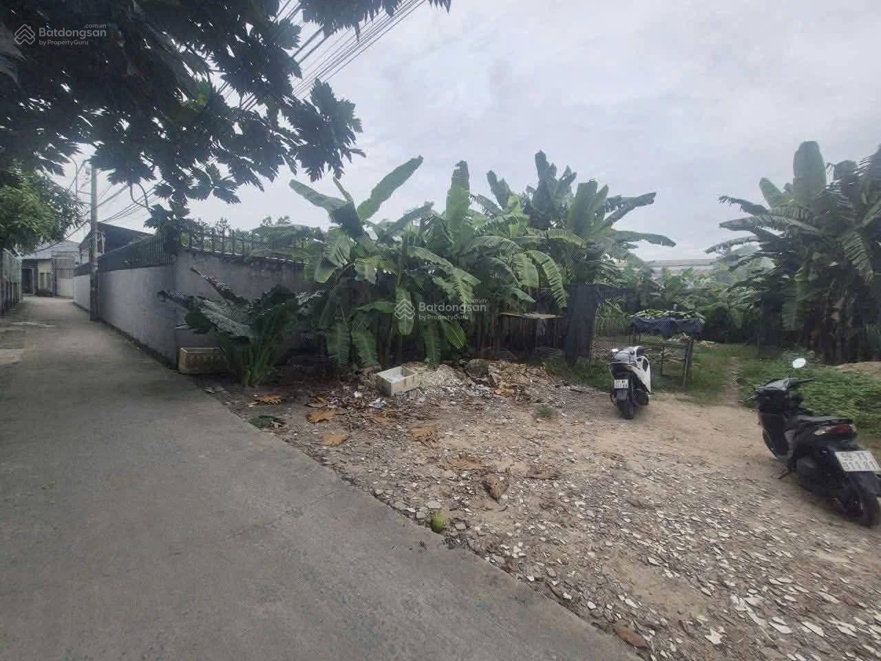 Cần bán lô đất hẻm thông 1/ thới tam thôn 10