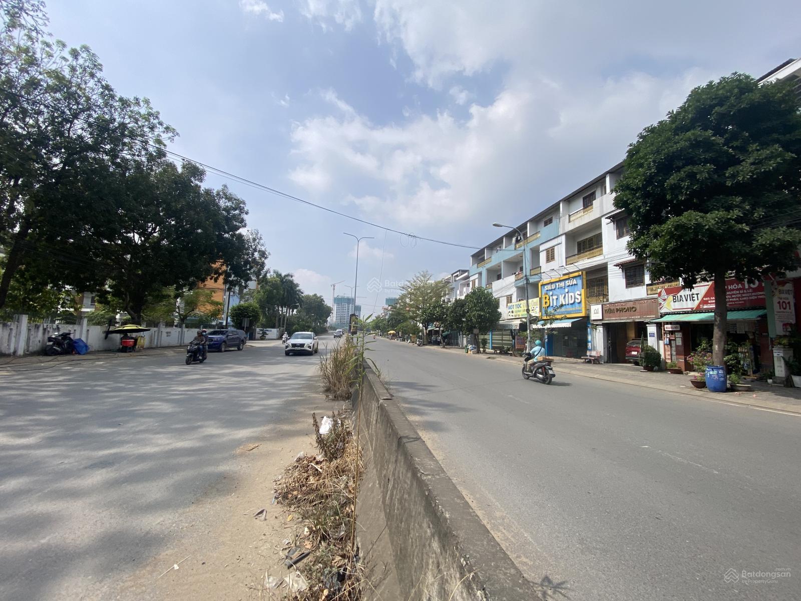 Nhà Cấp 4 MT đường Liên Phường 10x20m giá 45 tỷ gần Global Nhà Cấp 4 MT đường Liên Phường 10x20m giá 45 tỷ gần Global