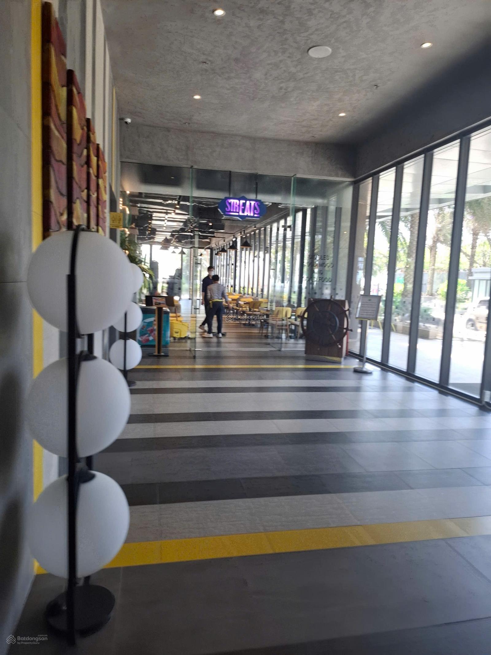 Bán khách sạn 3 sao view biển Tp Vũng Tàu giá 500 tỷ