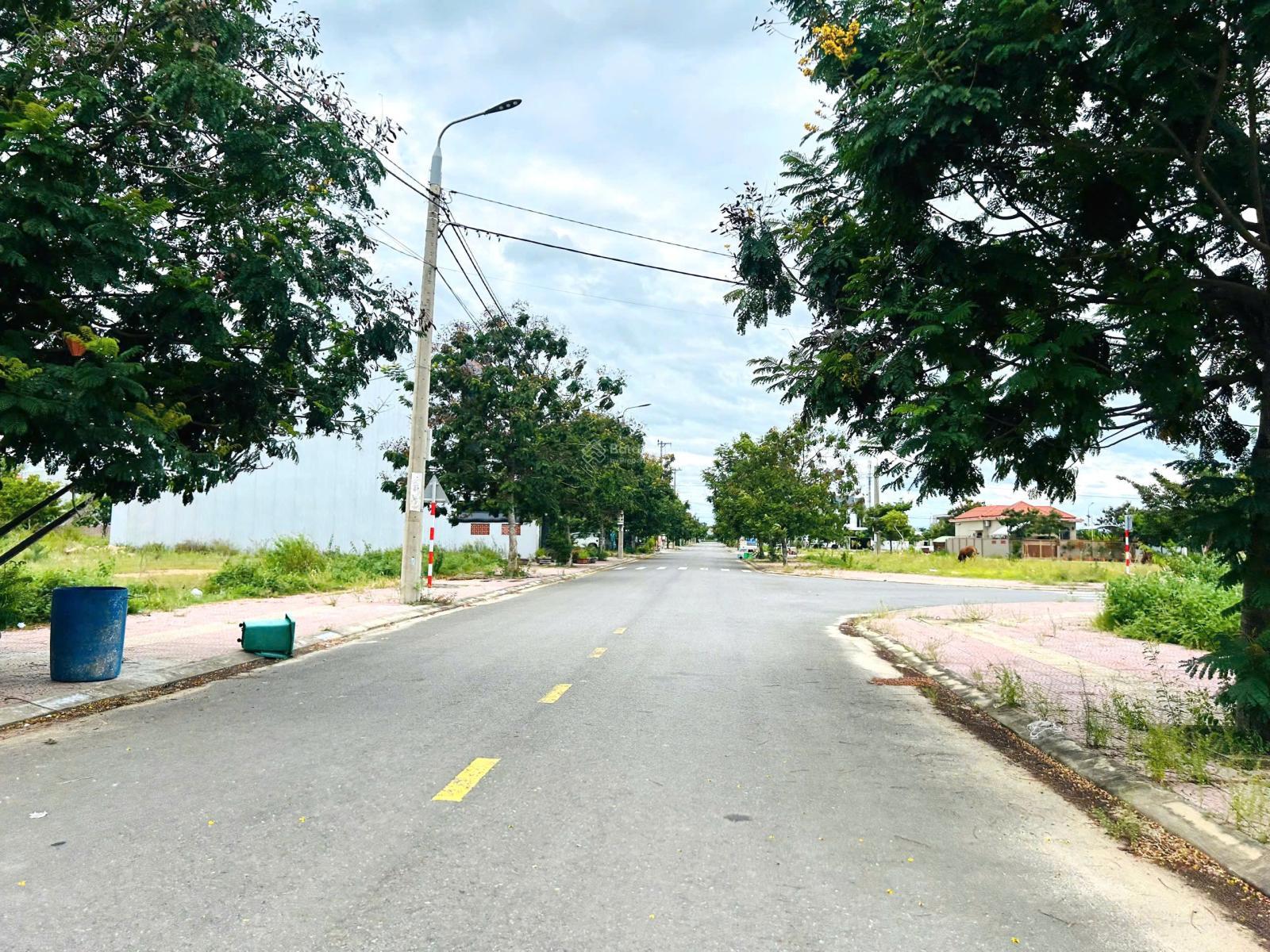 BÁN ĐẤT NỀN KĐT CẦU HƯNG LAI NGHI - GẦN HỘI AN - KHÔNG NGẬP GIÁ CHỈ TỪ 2TYX