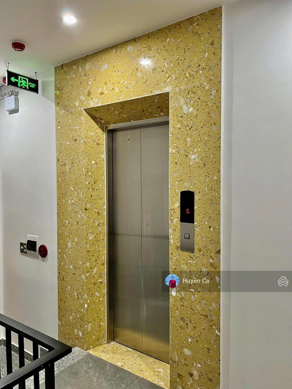 Tòa căn hộ sát Cầu Rồng 5 tầng 9 căn hộ