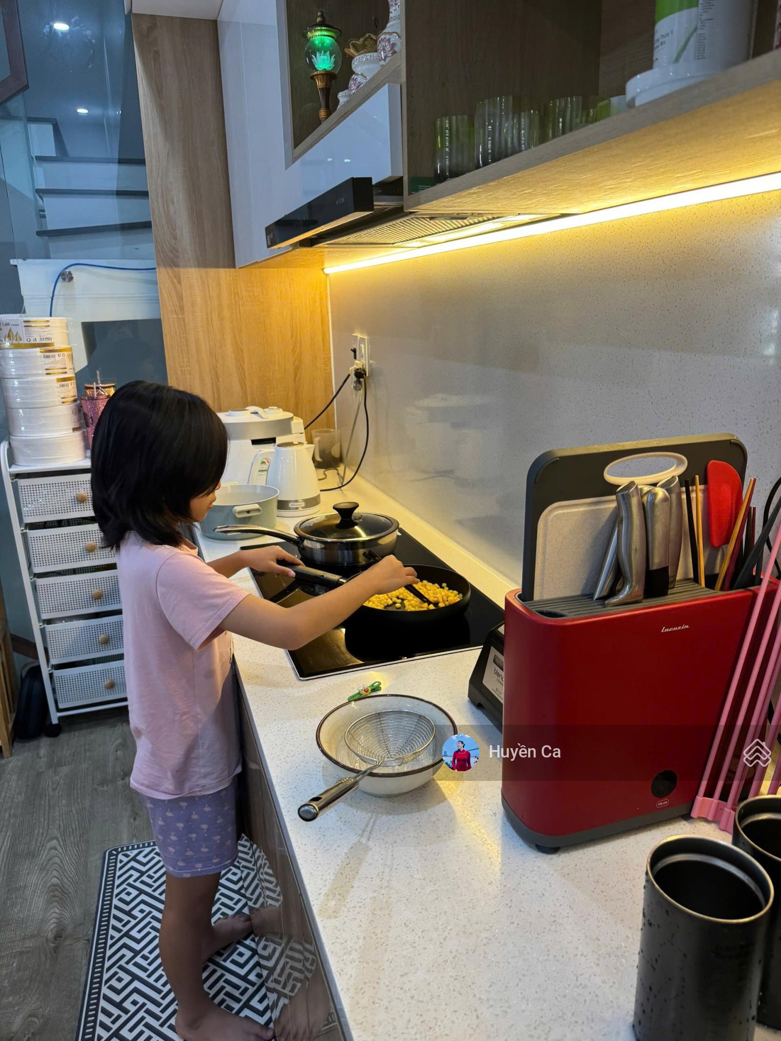 Bán nhà lô góc sát khán đài ngắm pháo hoa Quốc Tế Đà Nẵng Bán nhà lô góc sát khán đài ngắm pháo hoa Quốc Tế Đà Nẵng