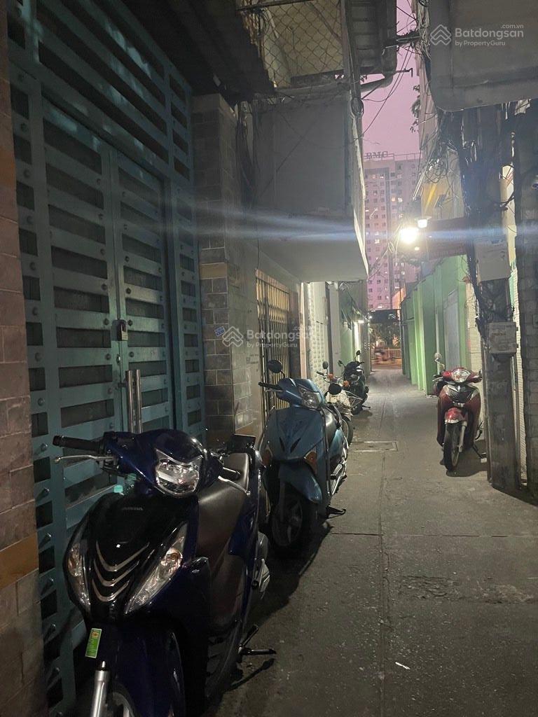 Bán nhà đúc 3 tầng ngay Trung Tâm Q.4 Bến Vân Đồn - Giáp Q.1 - 24m2 - Vào ở ngay - Chỉ 3.7 tỷ