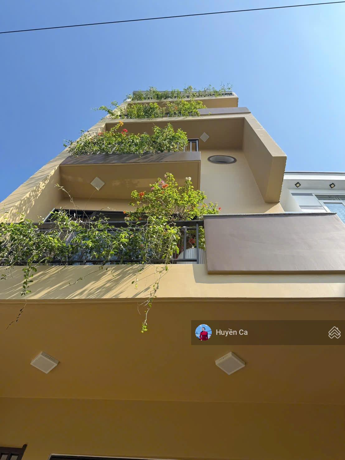 Toà Căn hộ 4,5 tầng 7 Phòng căn hộ lớn gần trường ĐH, văn phòng trung tâm thành phố ĐN