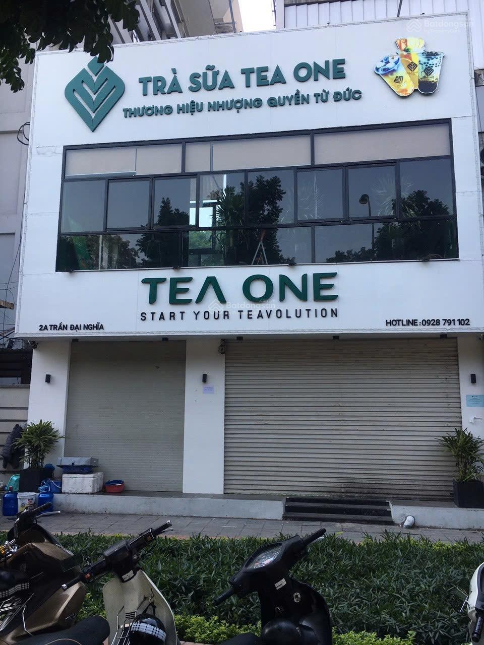 Cho thuê nhà mặt phố Hàng Bài, mặt tiền 5m thoáng, nhà vuông vắn thiết kế 2 tầng , để xe thoải mái