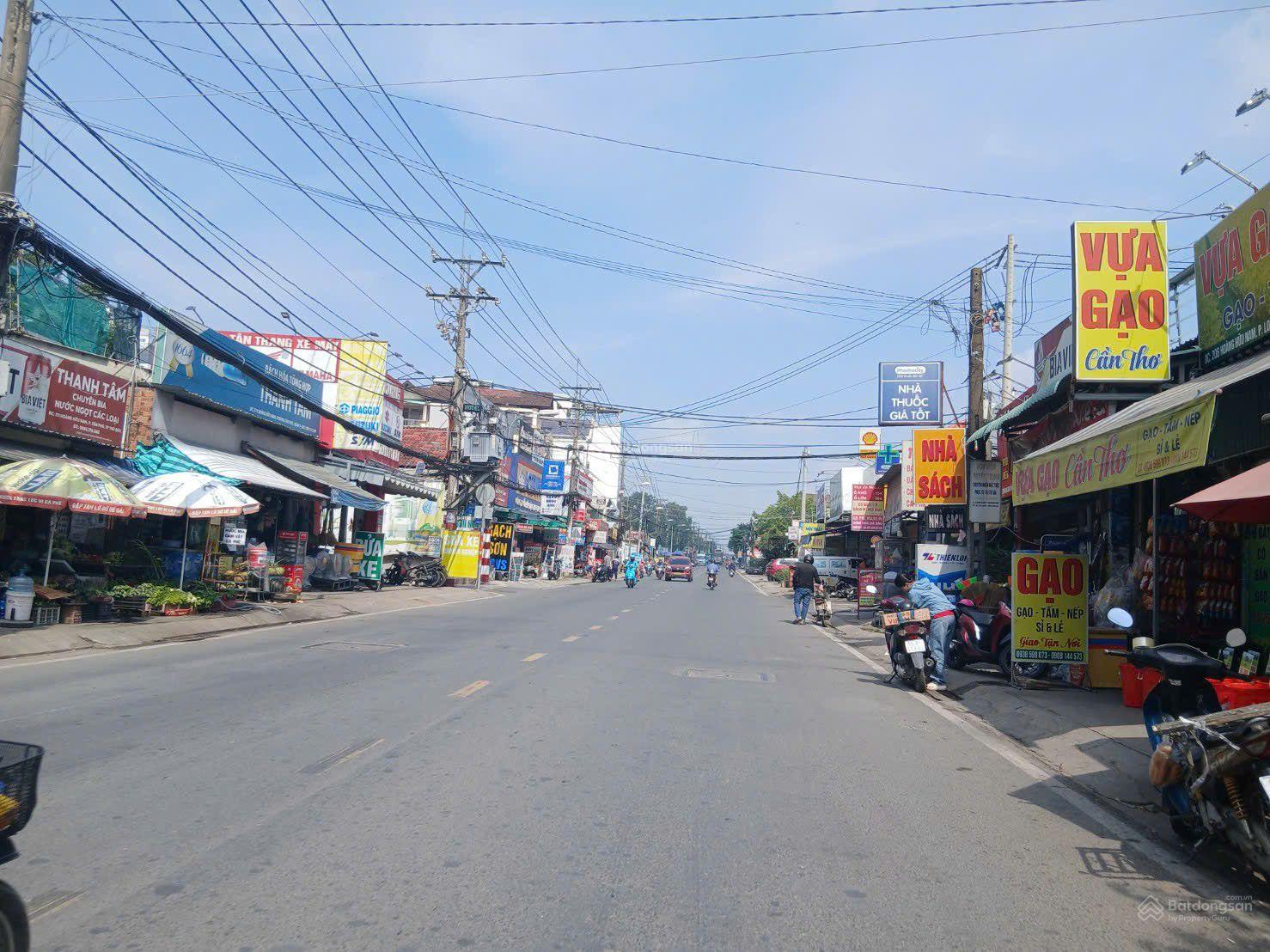 Mặt tiền kinh doanh đất trống 6x38m
HOÀNG HỮU NAM. QUẬN 9