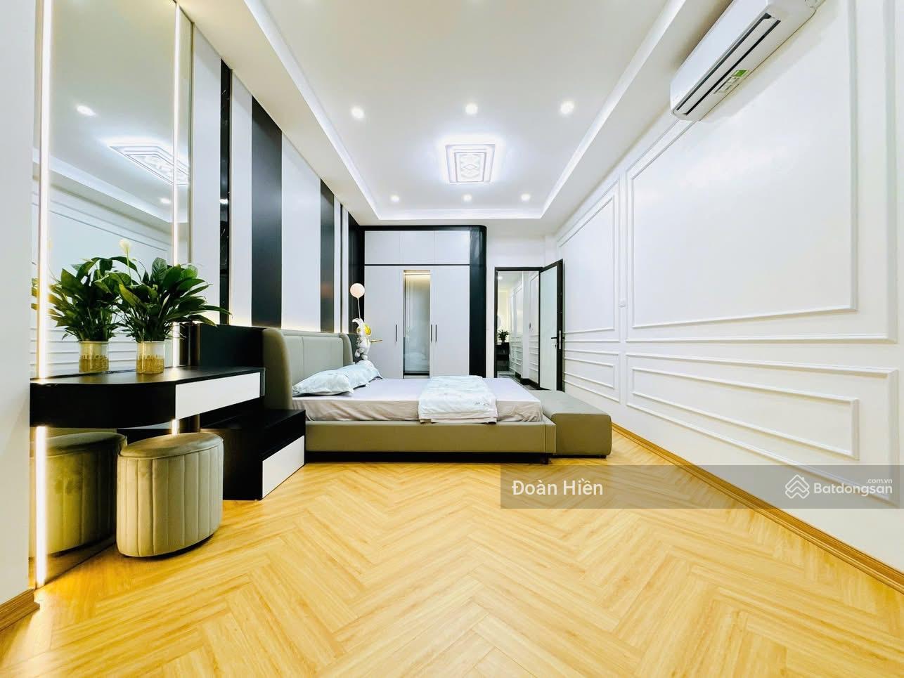 Bán gấp trước tết! Nhà Đào Tấn, ngõ thông, gần phố, dân xây KCBT, tặng NT51m*5t, giá chỉ nhỉnh 9t Bán gấp trước tết! Nhà Đào Tấn, ngõ thông, gần phố, dân xây KCBT, tặng NT51m*5t, giá chỉ nhỉnh 9t