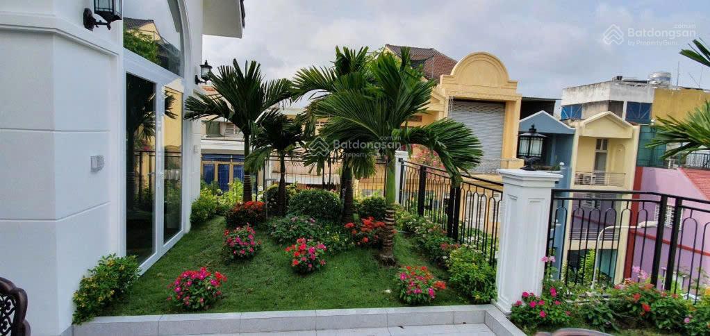 Mặt tiền cư xá Bắc Hải - Ba Vì, phường 15, quận 10. DT 8x20m. hầm 3 tầng, Hướng ĐN. Giá 62 tỷ tl Mặt tiền cư xá Bắc Hải - Ba Vì, phường 15, quận 10. DT 8x20m. hầm 3 tầng, Hướng ĐN. Giá 62 tỷ tl