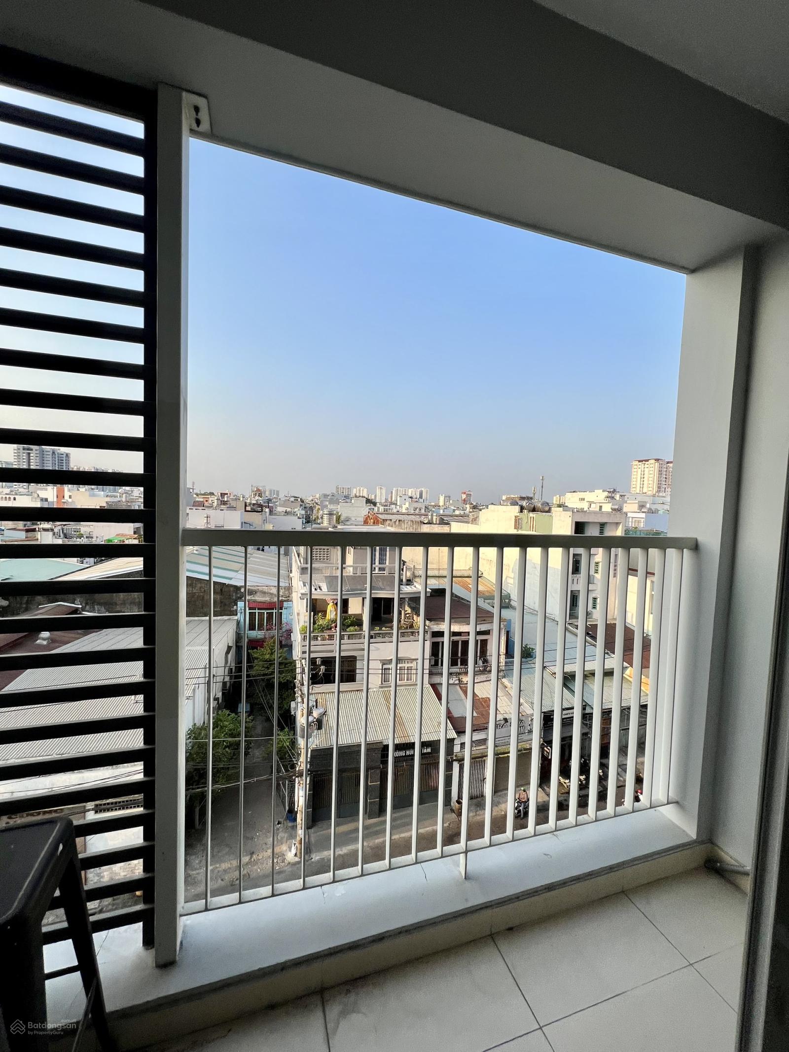 Căn hộ tại Screc Tower- ngay Trường Sa, 80m2, 2PN, nội thất đầy đủ 14tr/tháng Trúc: 0932 742 ***