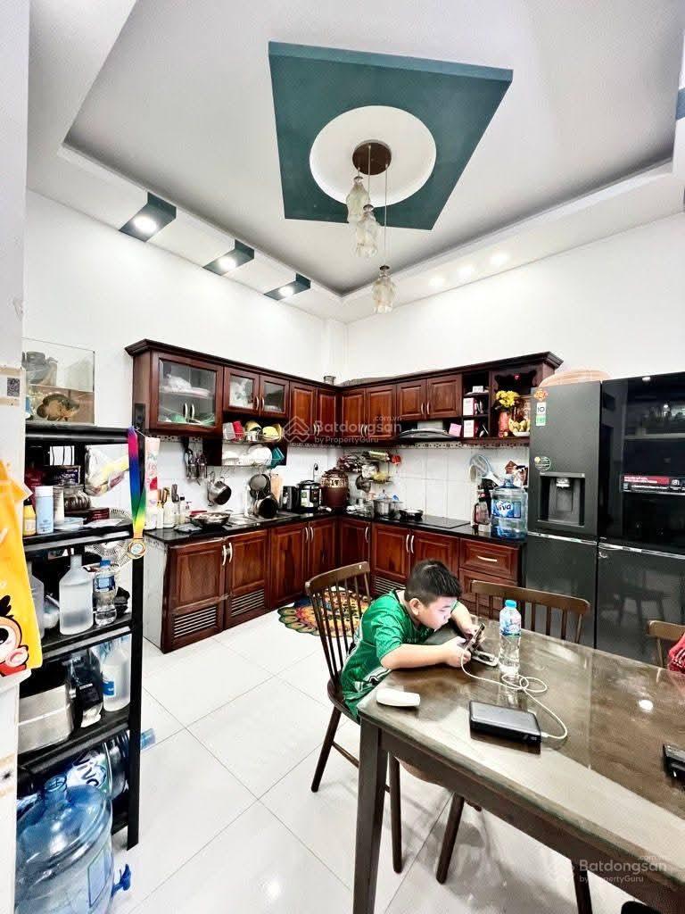 Bán nhà Kinh Dương Vương ( 4,5 X 13 ) Mặt tiền khu đồng bộ đường nhựa 10m, 4 tầng đúc kiên cố.