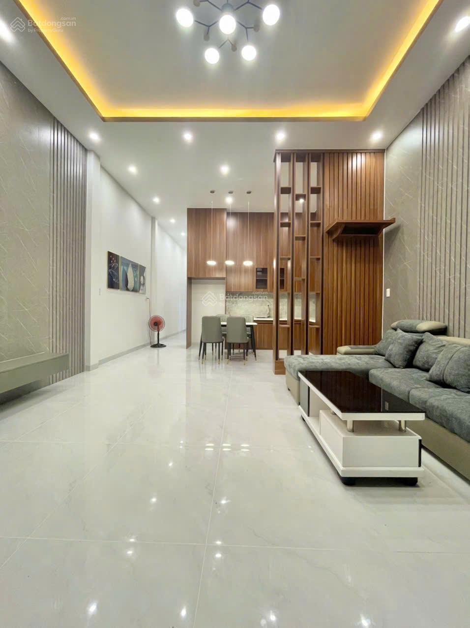 #Nhà mới Long Khánh tặng nôi thất, 1,55 tỷ, 120m2 tại Phường Bảo Vinh,