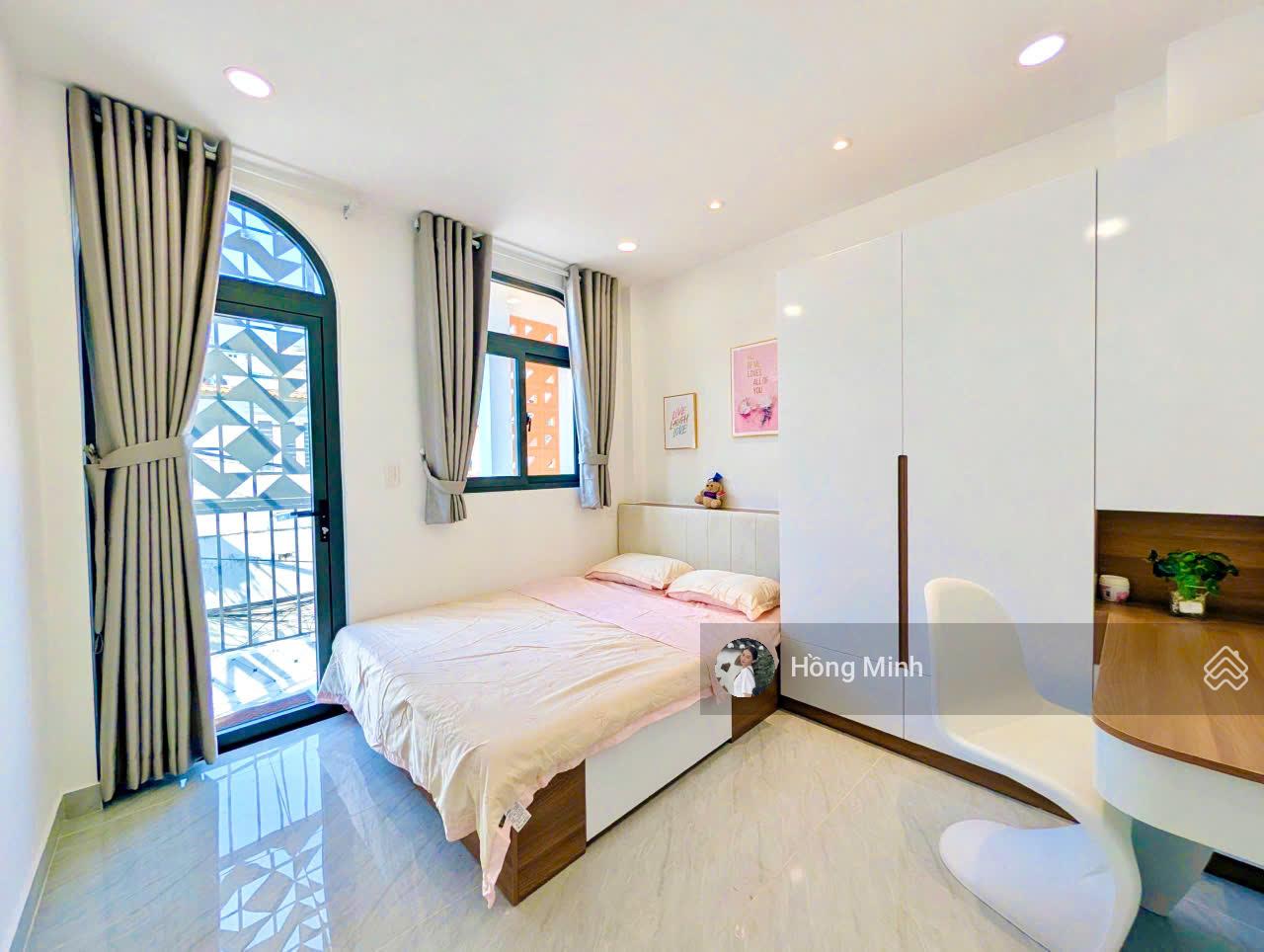 Bán nhà Hẻm 8m Huỳnh Văn Bánh, P11, Phú Nhuận - Dt 4x8m - 3 tầng - 3PN - Vào ở liền - Giá 5.78 tỷ