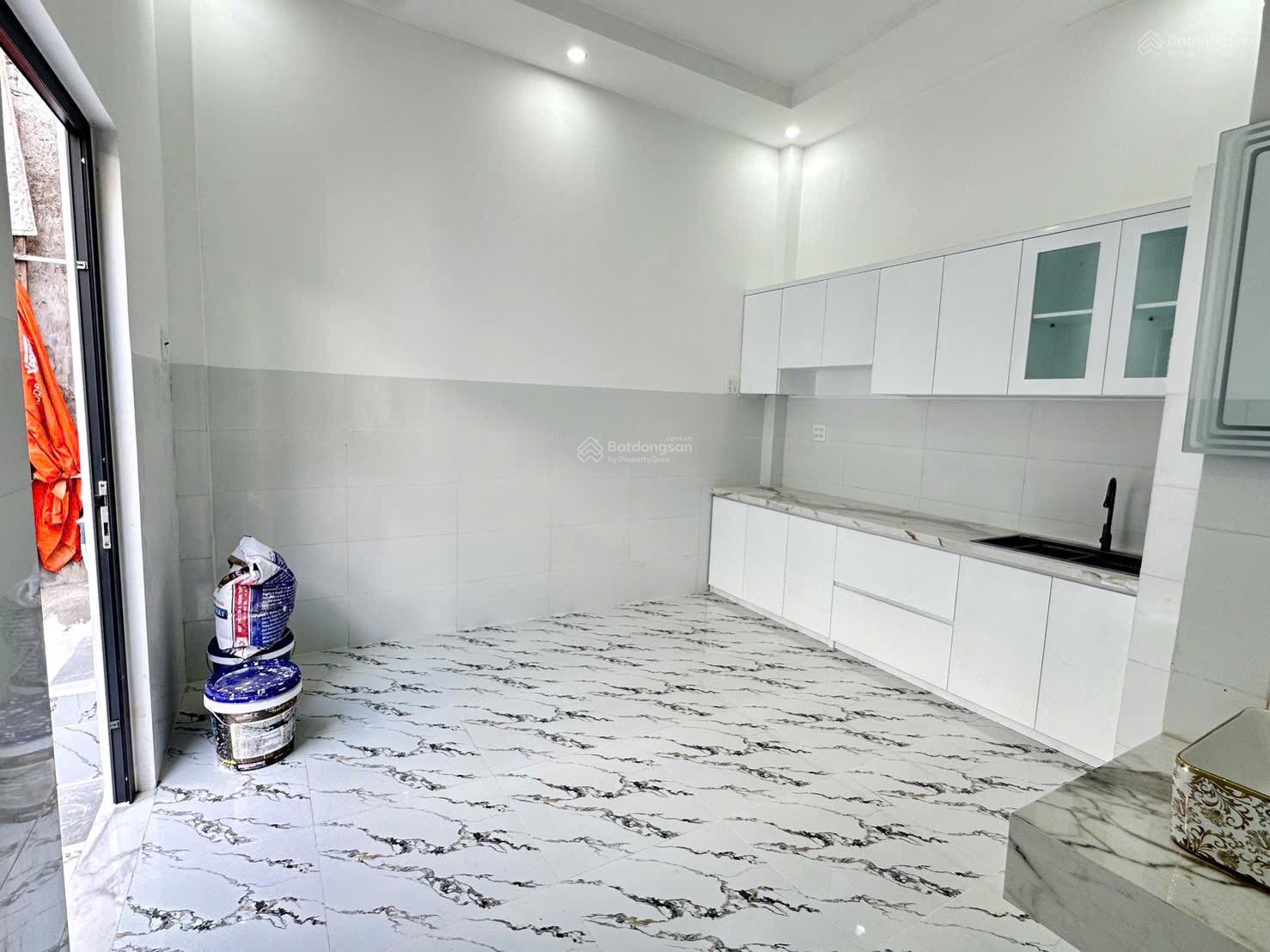 Bán nhà hẻm 63 CMT8, Đối diện Bệnh Viện Phụ Sản, Gần Siêu thị Vincom, Chờ An Hoà, Trường học... Bán nhà hẻm 63 CMT8, Đối diện Bệnh Viện Phụ Sản, Gần Siêu thị Vincom, Chờ An Hoà, Trường học...