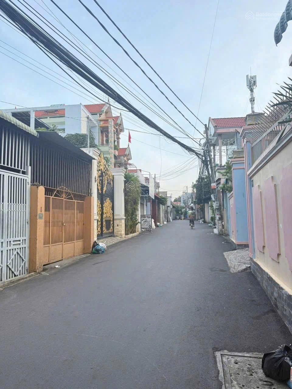 Nhà ĐẸP đón TẾT - Ngang 6.5M hiếm có - trong KDC trường Trấn Biên, 2 sẹc Đồng Khởi, biên hoà
