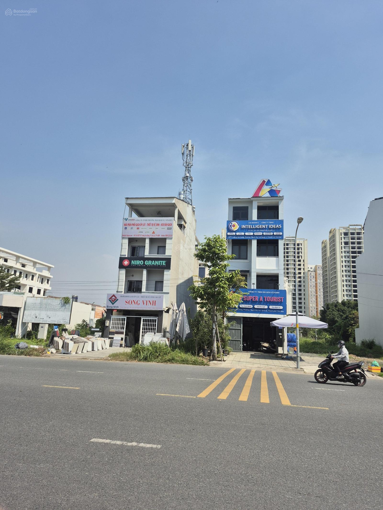 Bán đất Đá Bình Dương 5mx20m, đường 40m Trương Văn Bang, vị trí đẹp, 300tr/m2